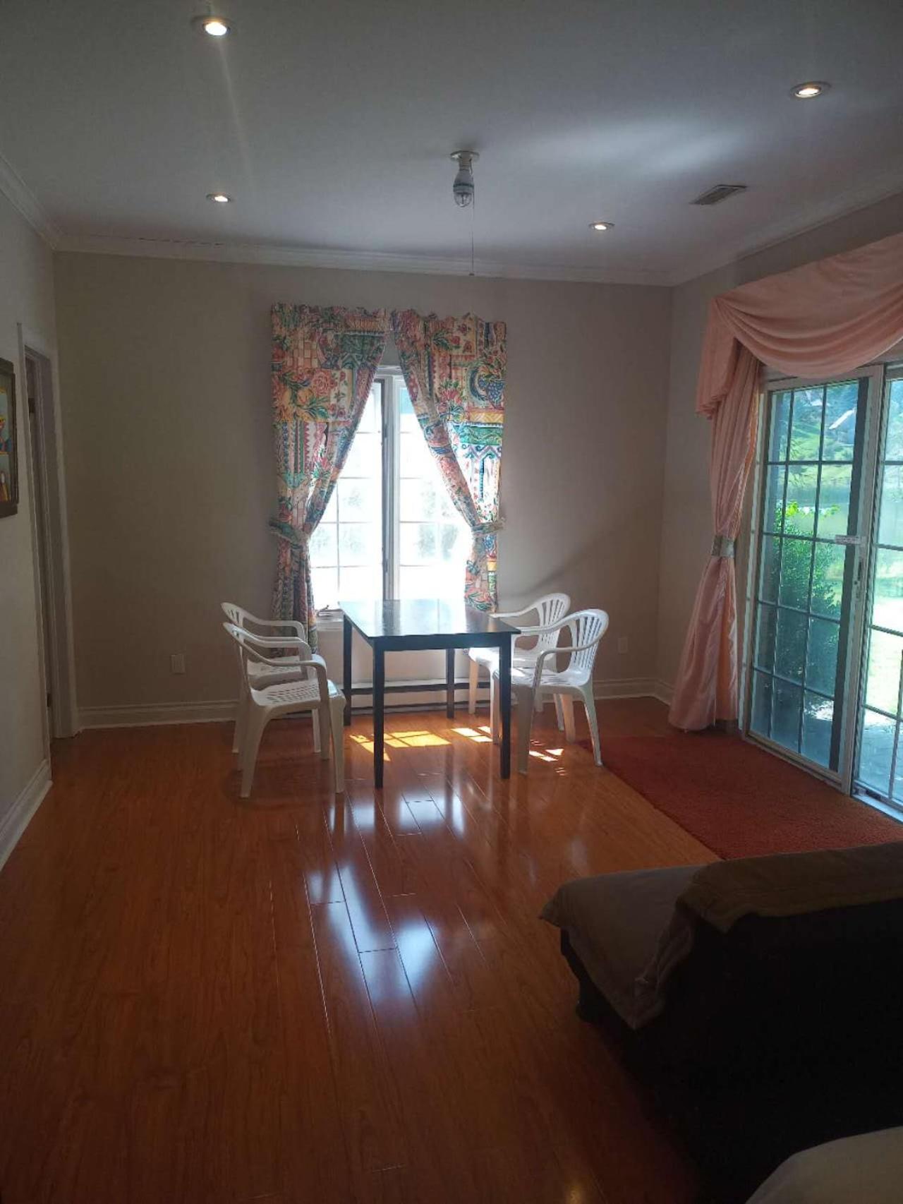 Lakeview Private Suite-Twin Or King Tottenham Zewnętrze zdjęcie